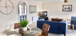 Riverview Apartment 2 bed, 2 bath, Free Parking / WiFi